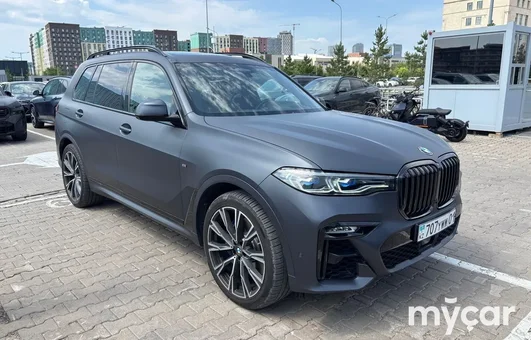фото BMW X7 Новая за 51000000 тенге