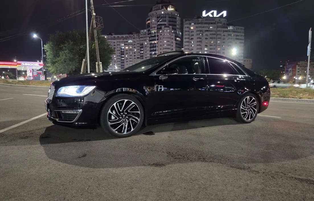 Lincoln MKZ 2020