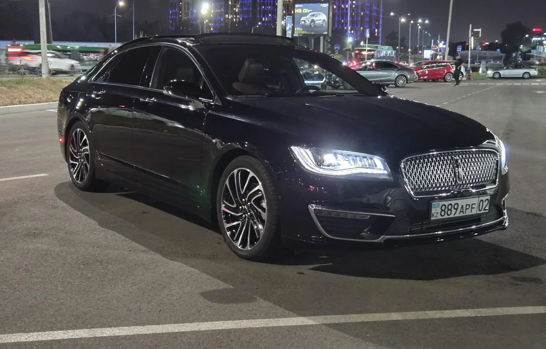 Lincoln MKZ 2020