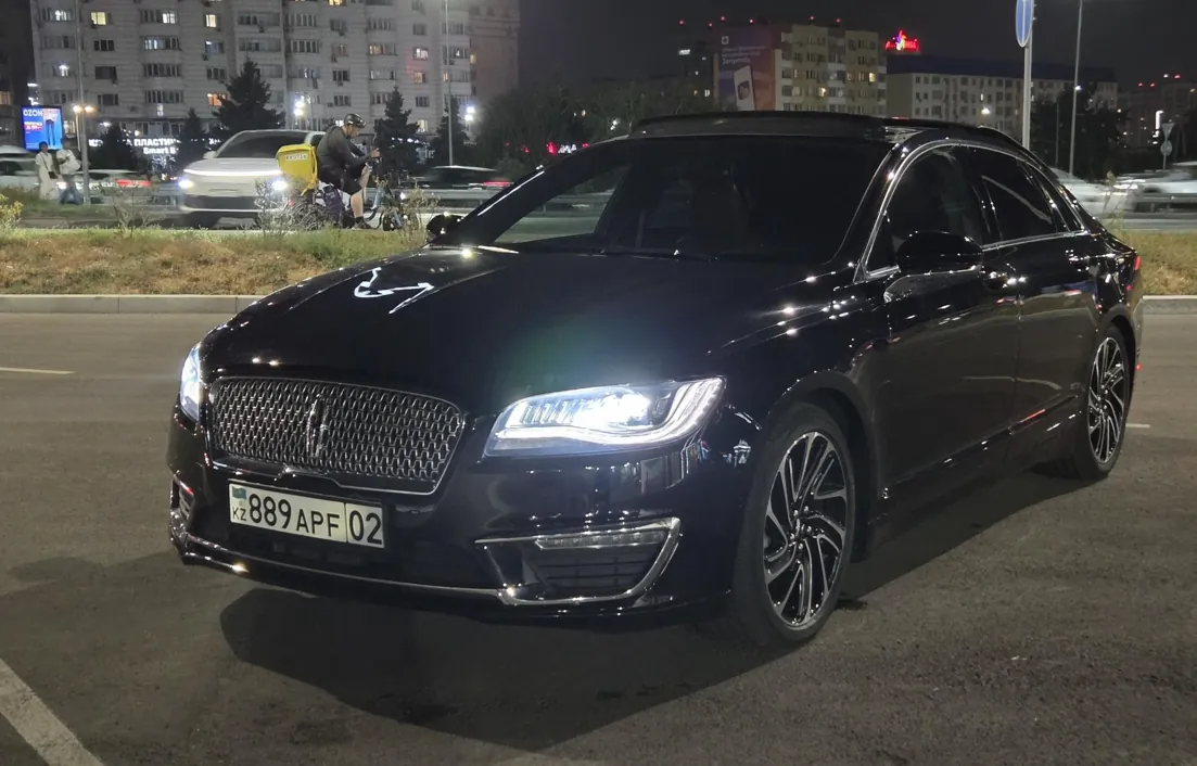 Lincoln MKZ 2020