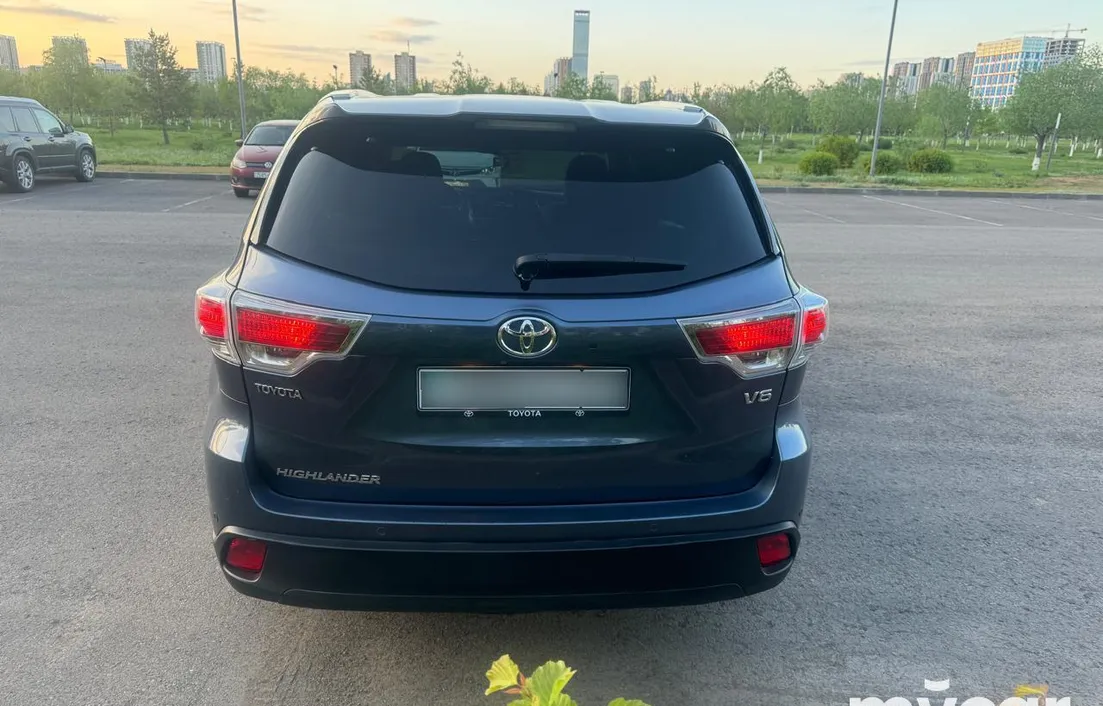 Toyota Highlander 2014