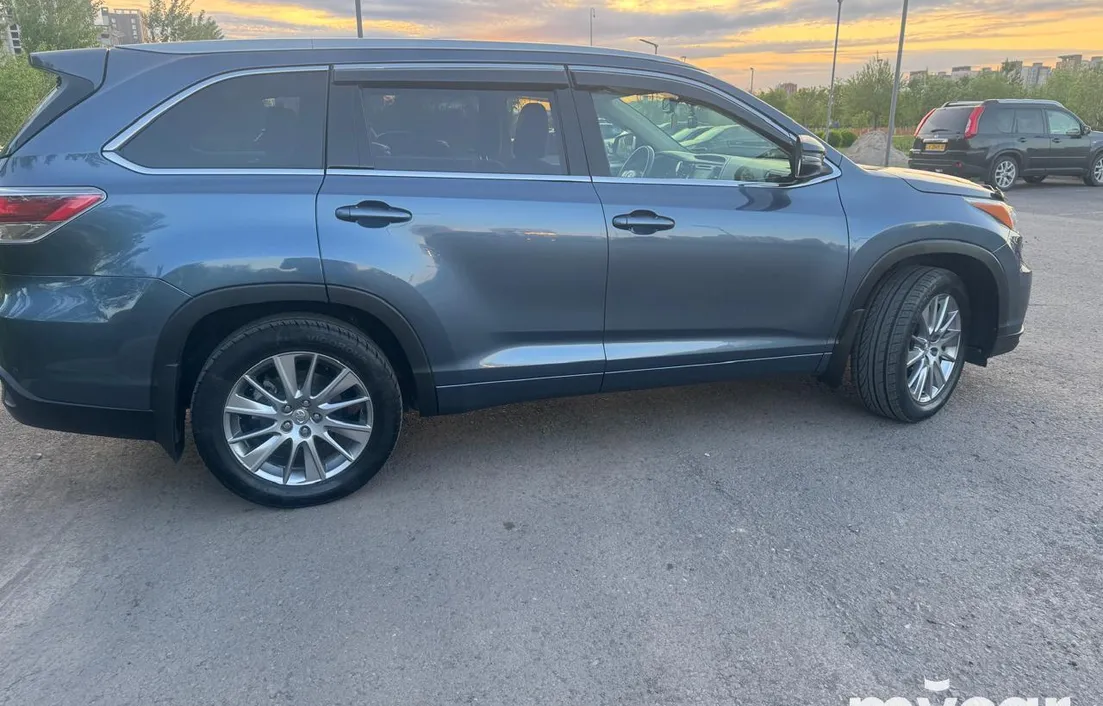 Toyota Highlander 2014