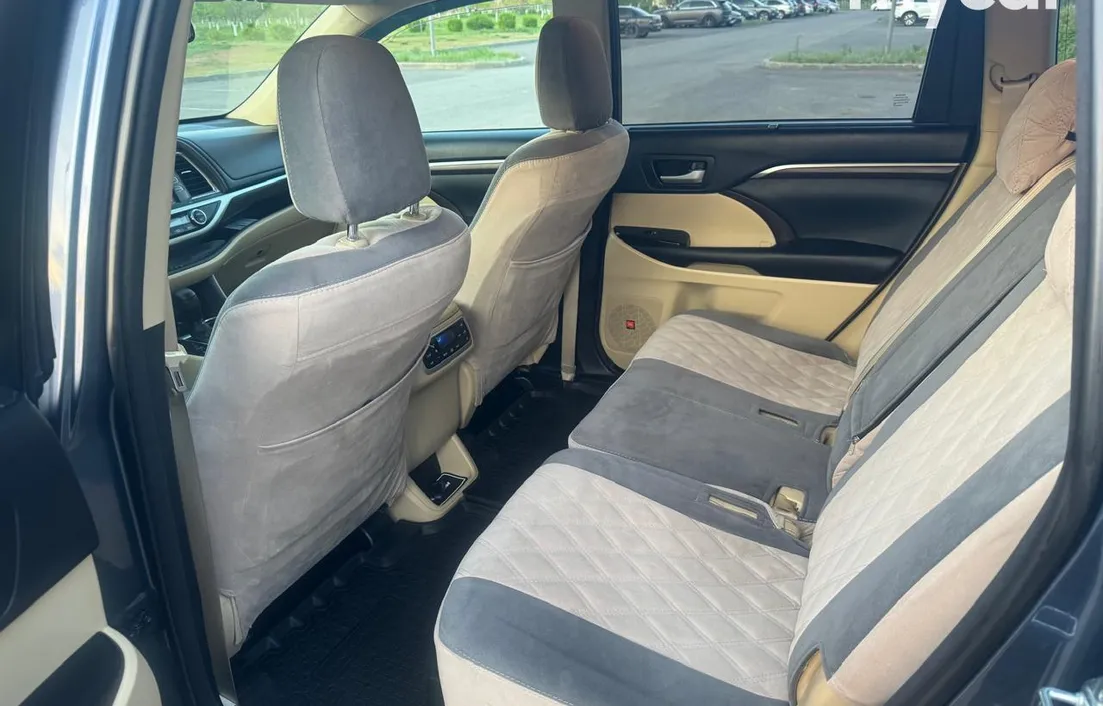 Toyota Highlander 2014