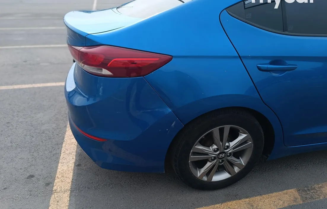 Hyundai Elantra 2016