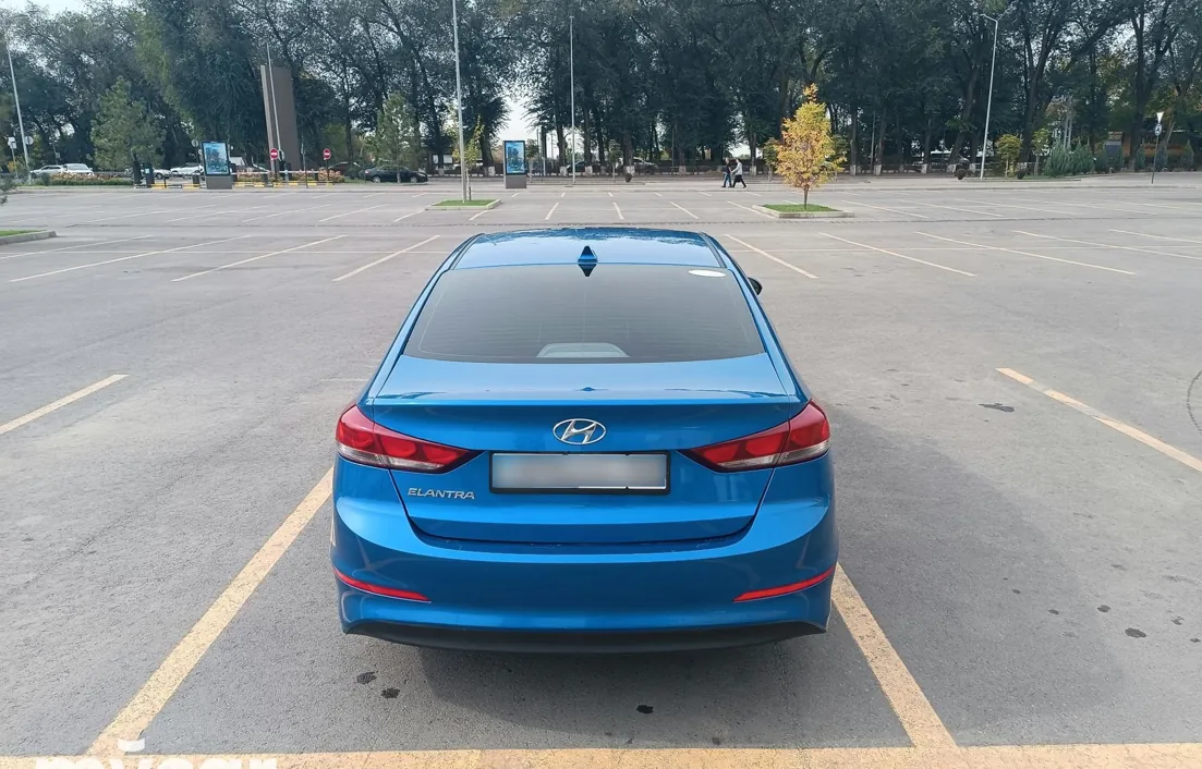 Hyundai Elantra 2016