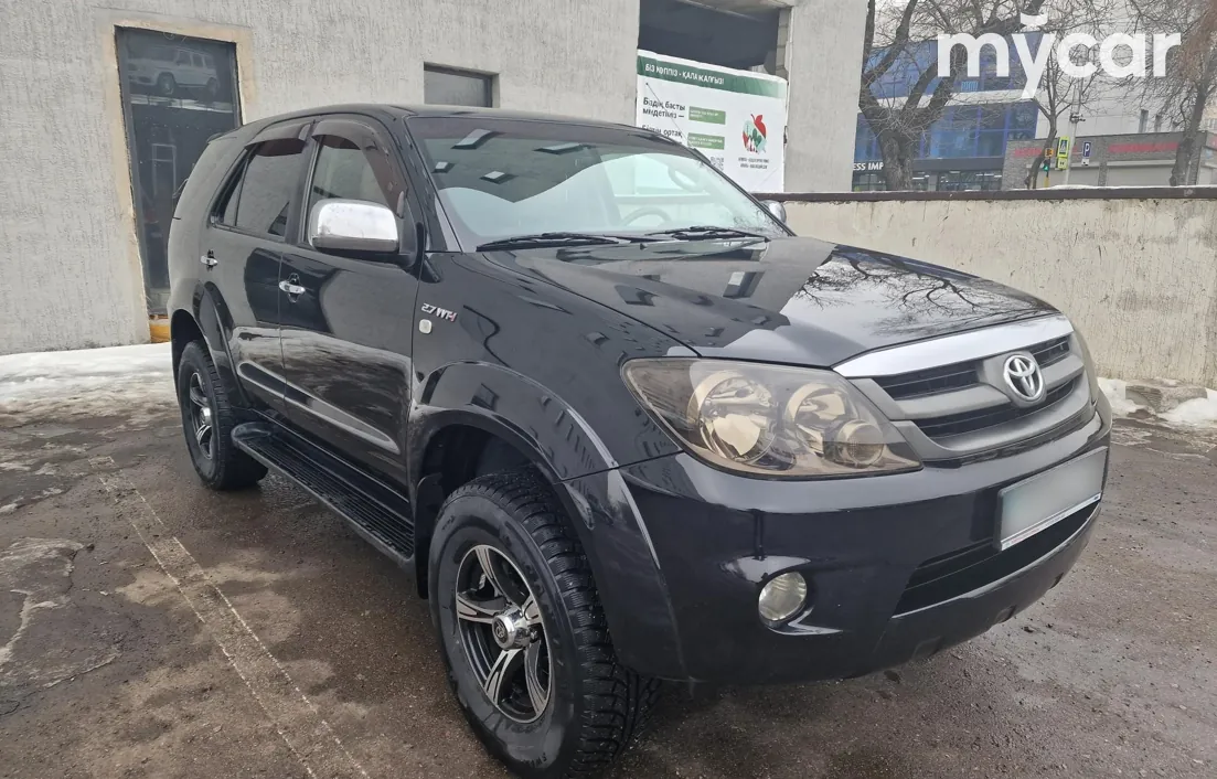 Toyota Fortuner 2007