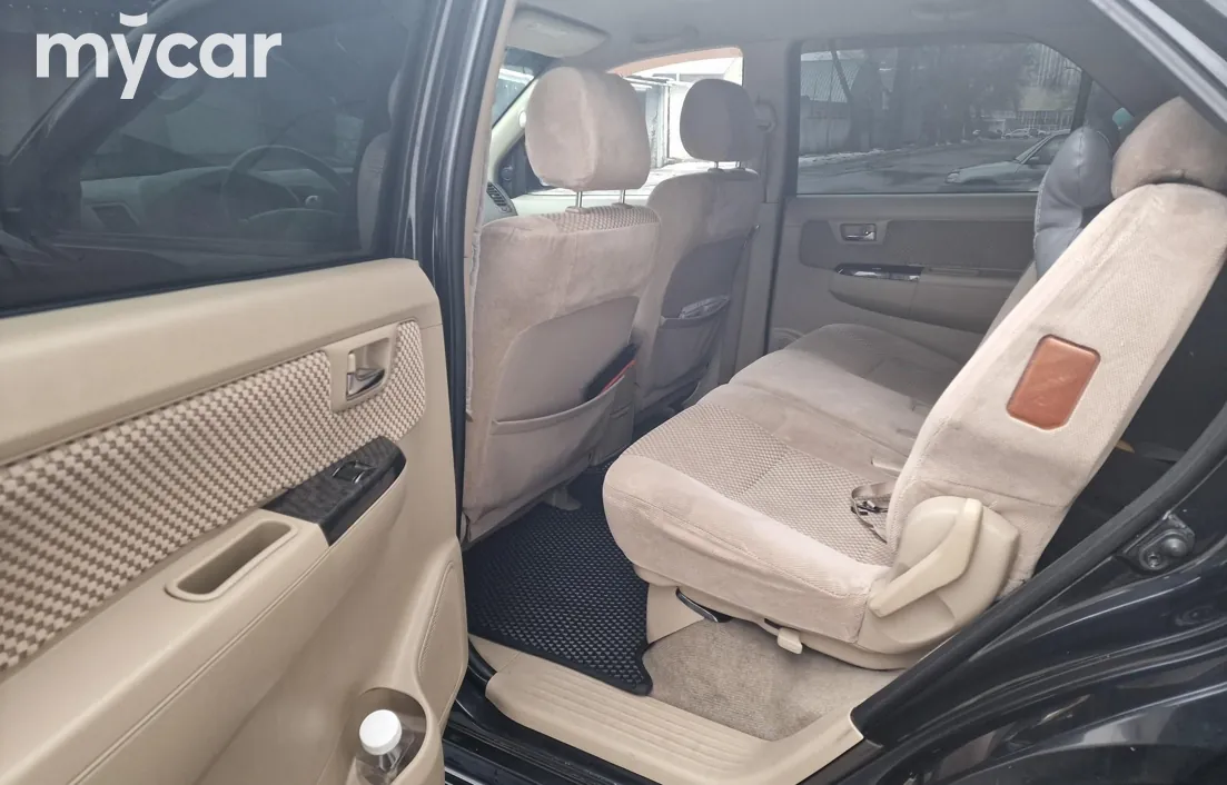Toyota Fortuner 2007