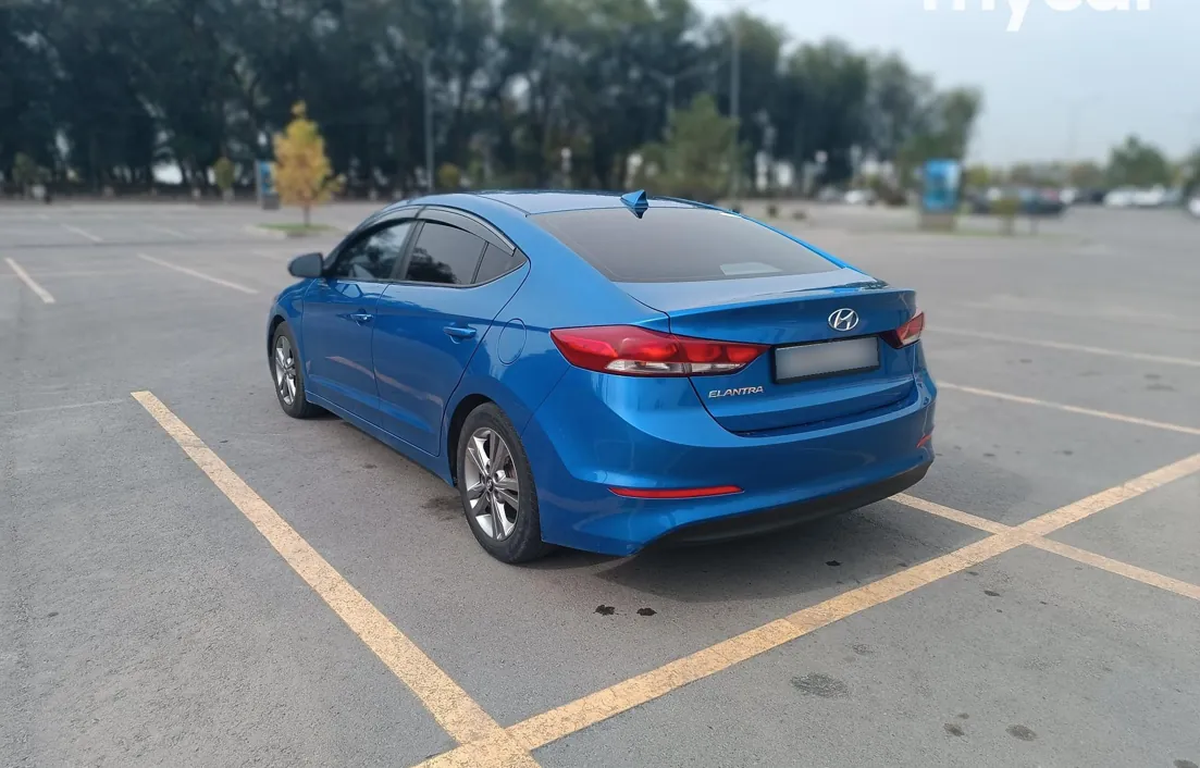 Hyundai Elantra 2016