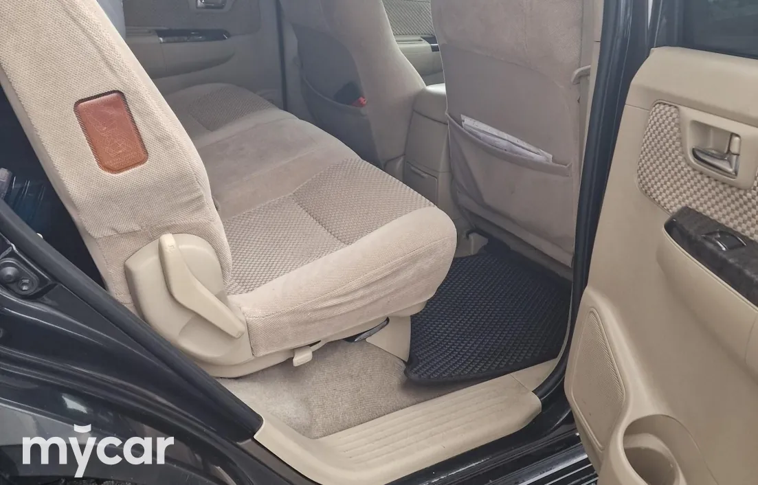 Toyota Fortuner 2007