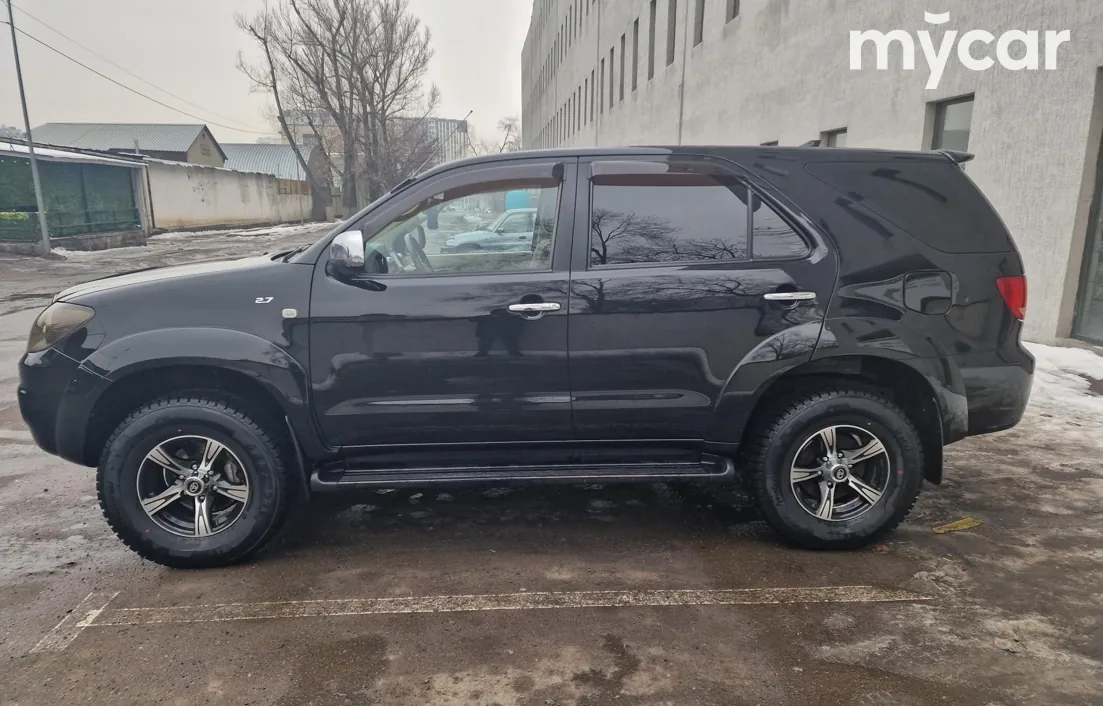 Toyota Fortuner 2007