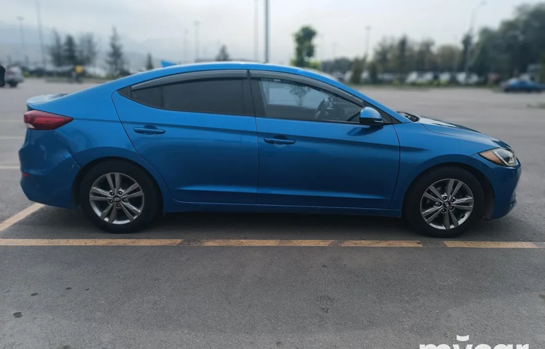 Hyundai Elantra 2016