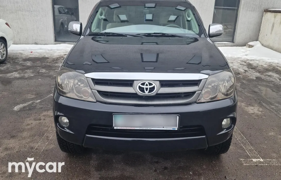Toyota Fortuner 2007