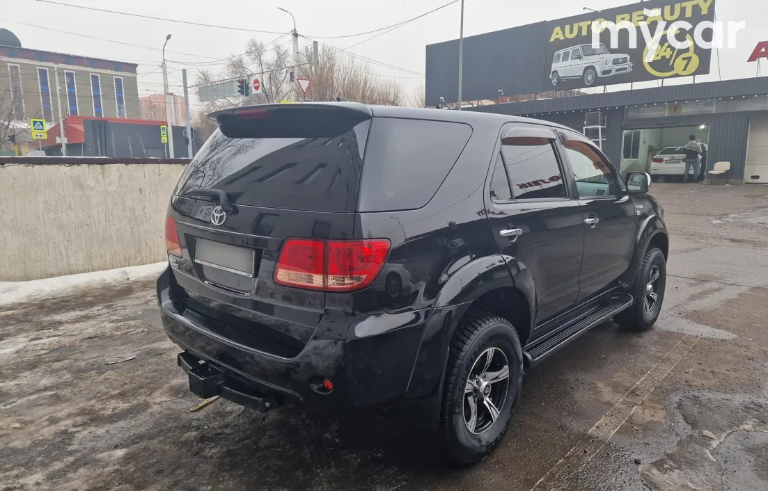 Toyota Fortuner 2007