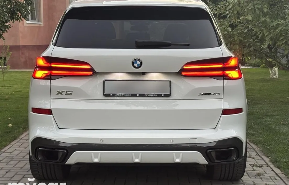 BMW X5 2024