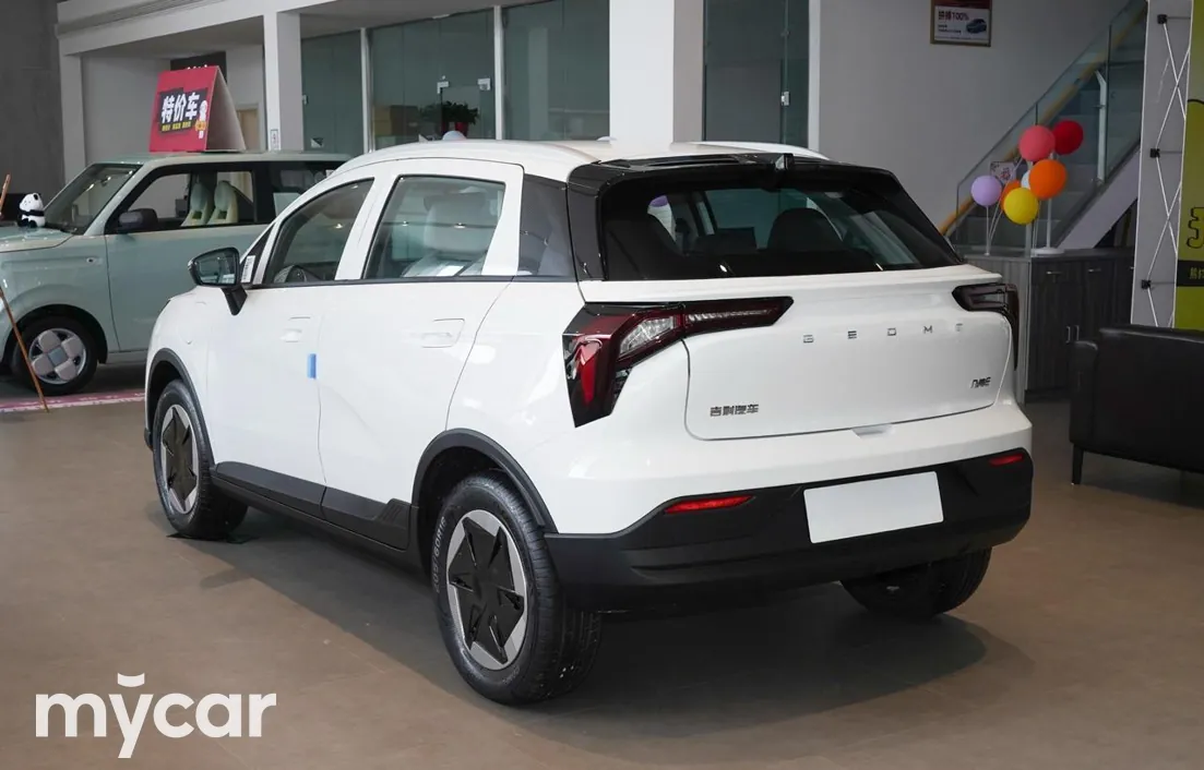 Geely Geometry E 2024