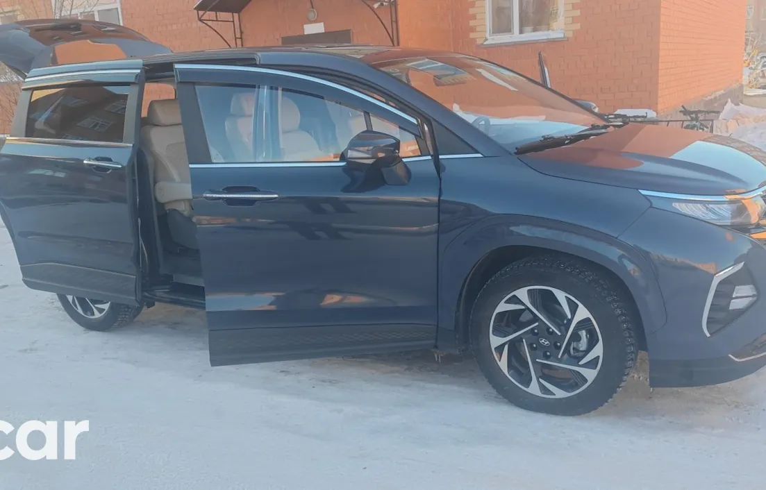 Hyundai Custin 2024