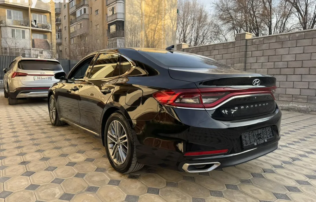 Hyundai Grandeur 2018