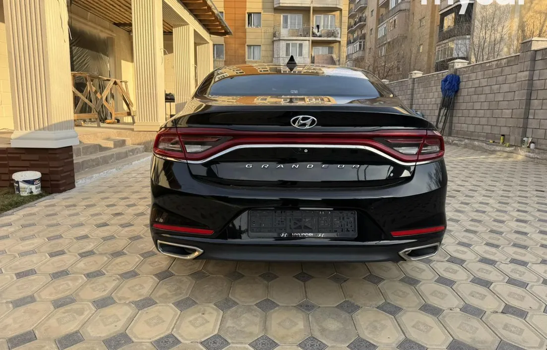 Hyundai Grandeur 2018