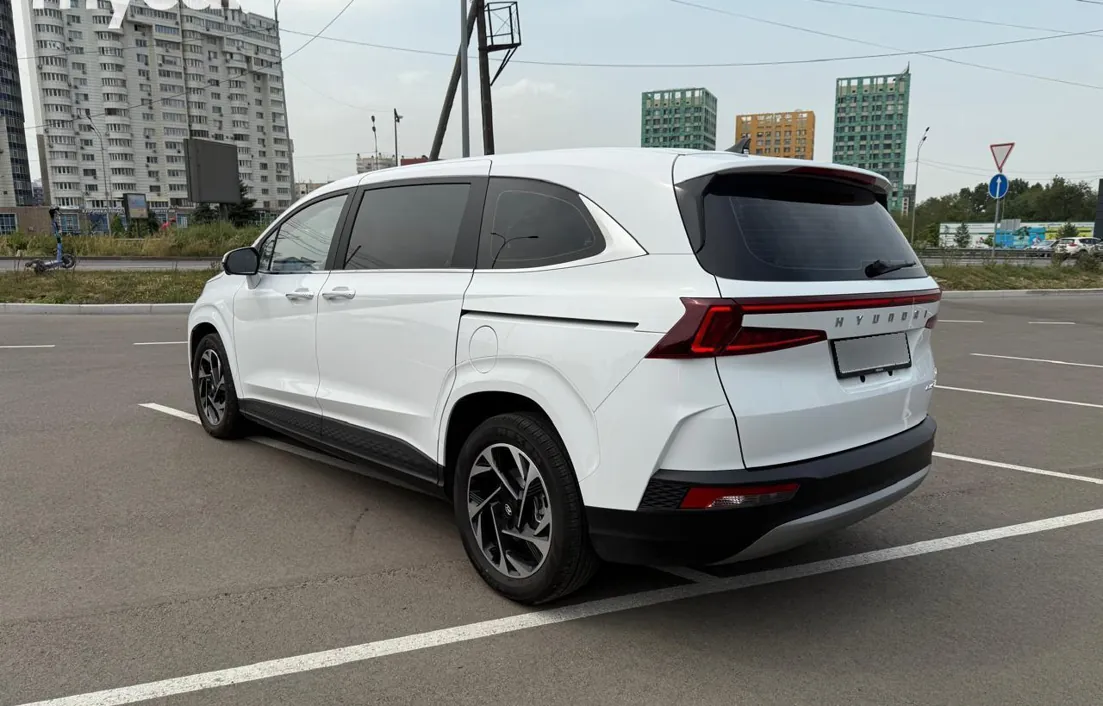 Hyundai Custin 2024