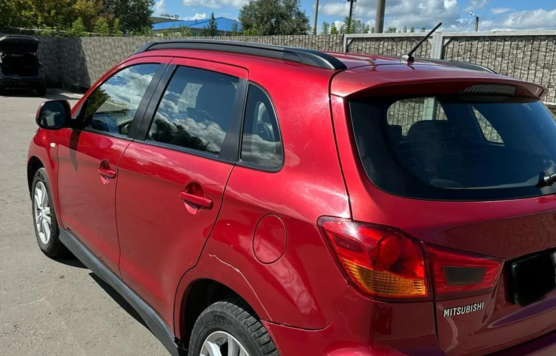 Mitsubishi ASX 2011