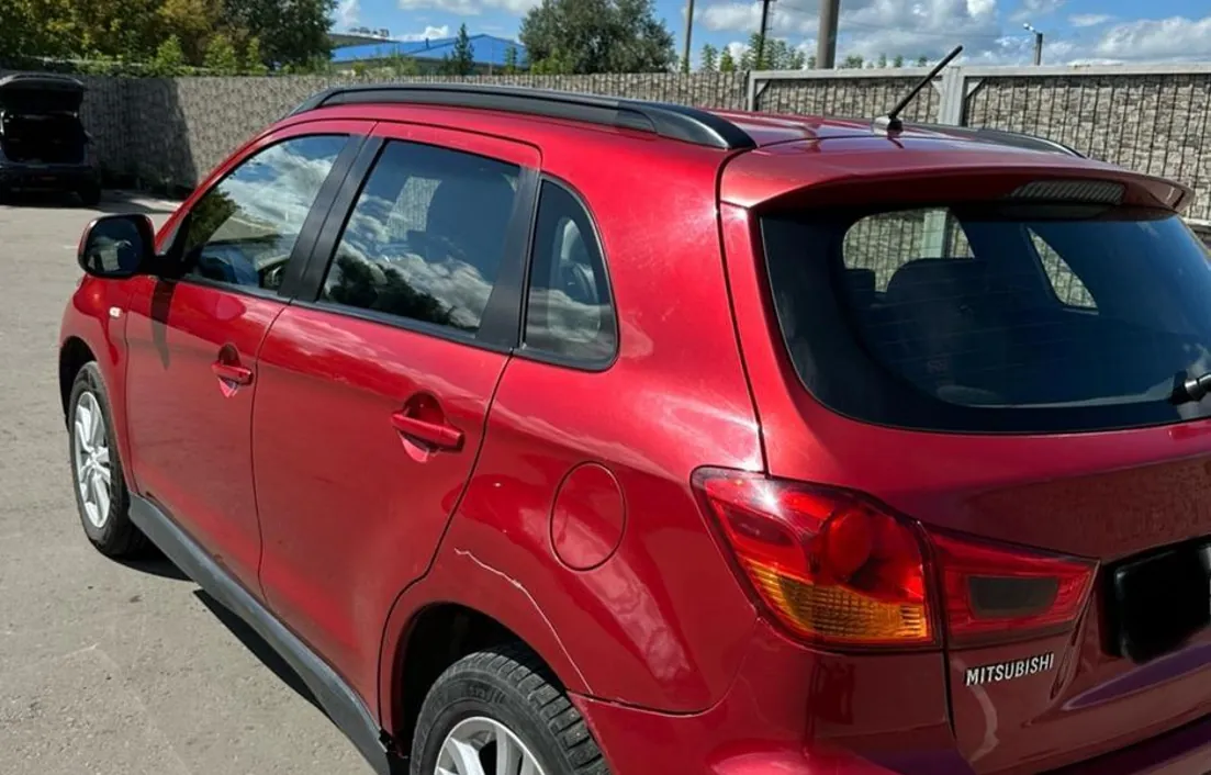 Mitsubishi ASX 2011