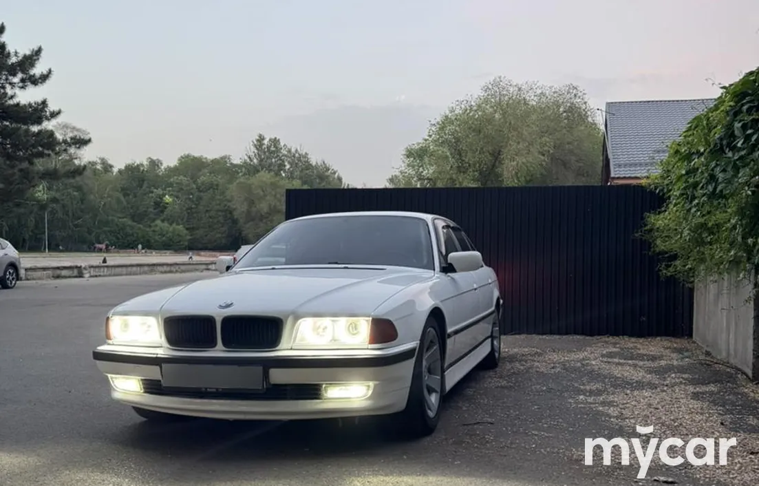 BMW 7 серия 1994