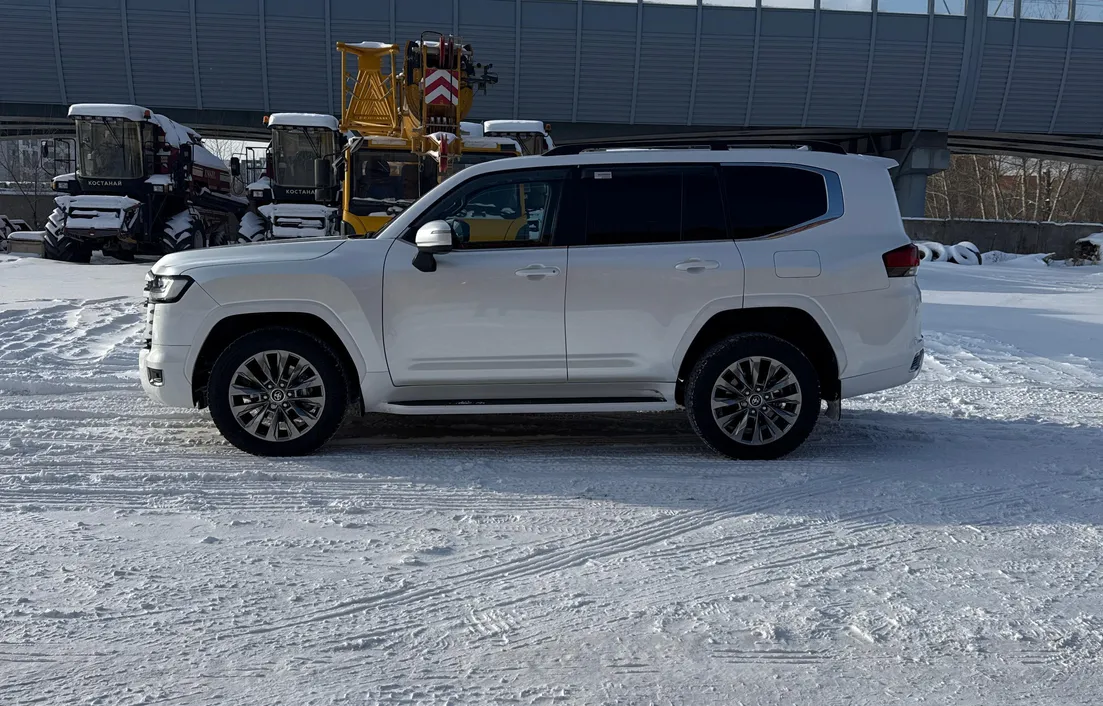Toyota Land Cruiser 2023