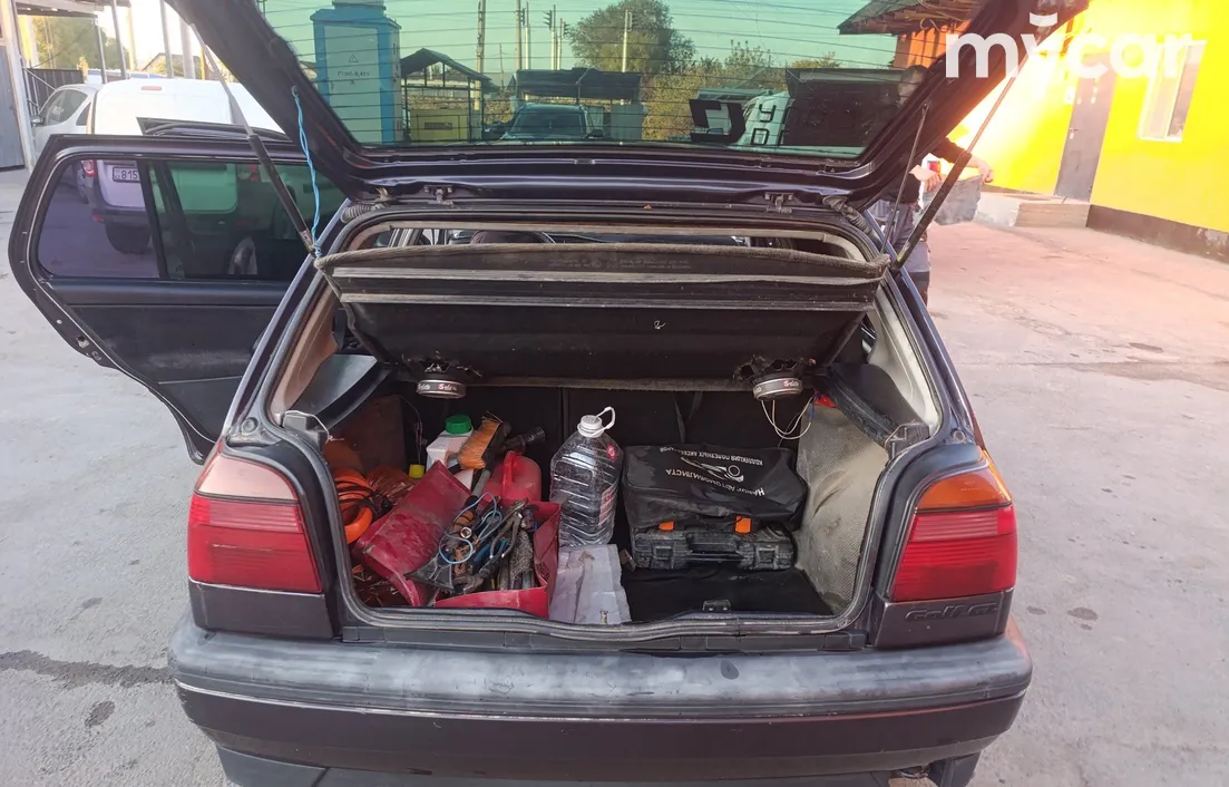 Volkswagen Golf 1992