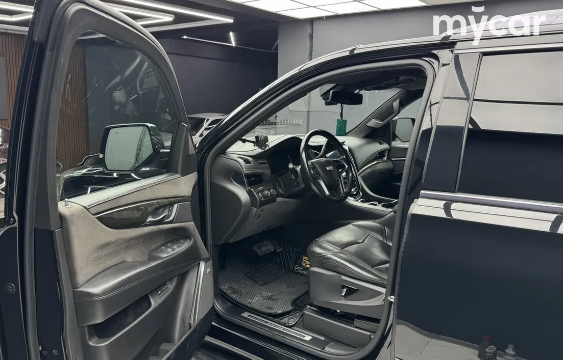 Cadillac Escalade 2016