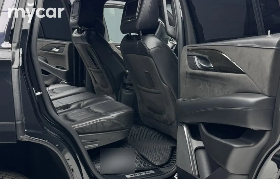 Cadillac Escalade 2016