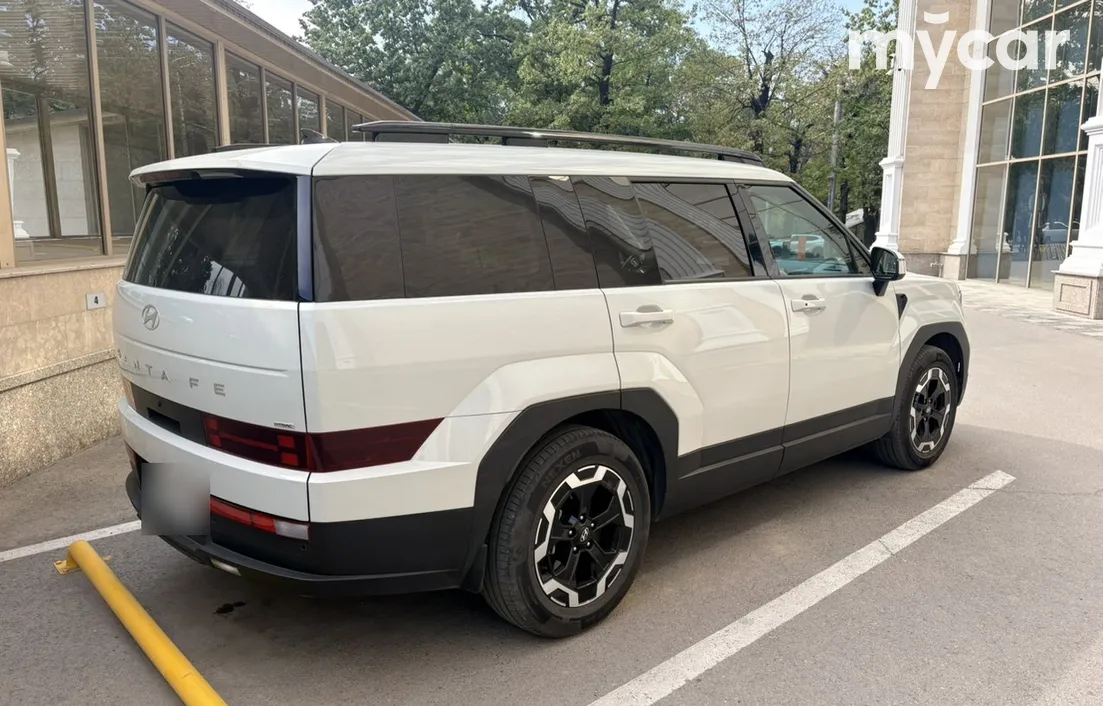 Hyundai Santa Fe 2025