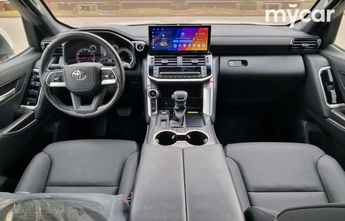 Toyota Land Cruiser 2023