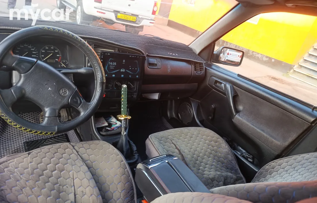 Volkswagen Golf 1992