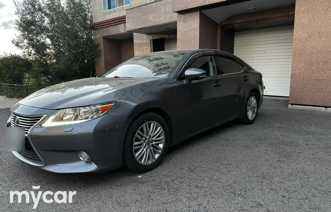 Lexus ES 2013