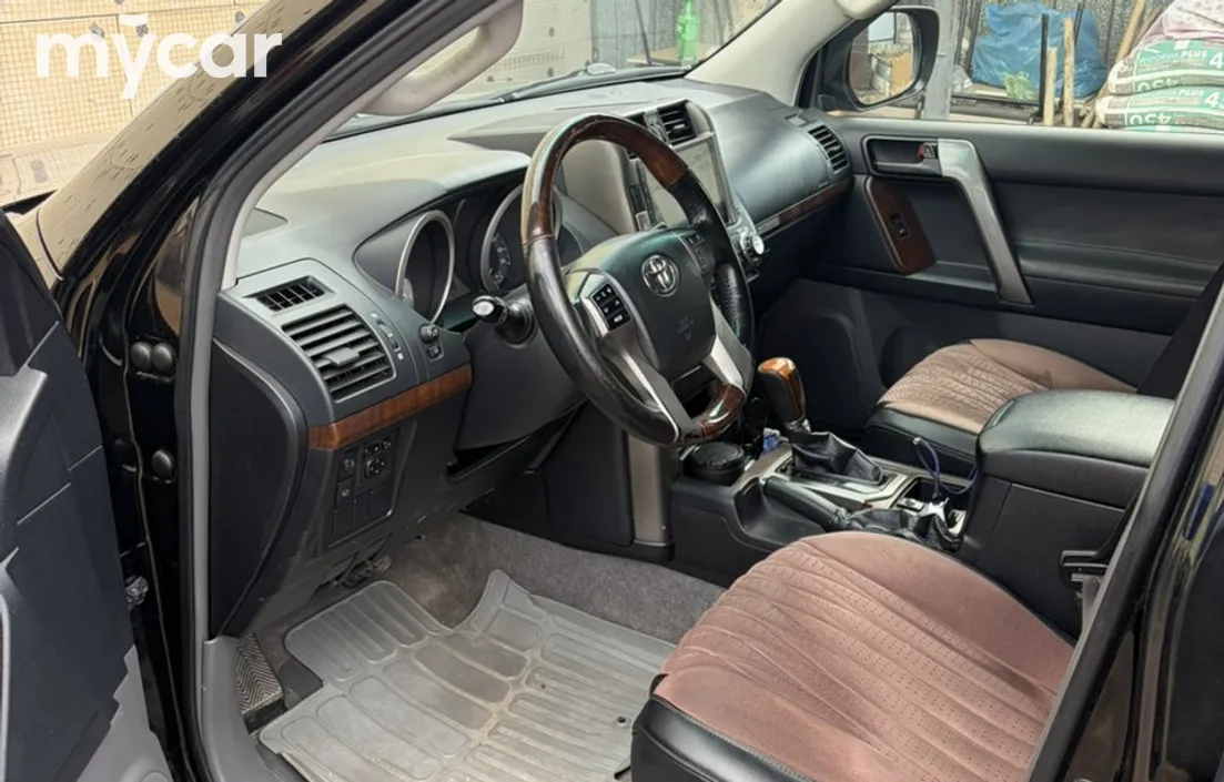 Toyota Land Cruiser Prado 2012