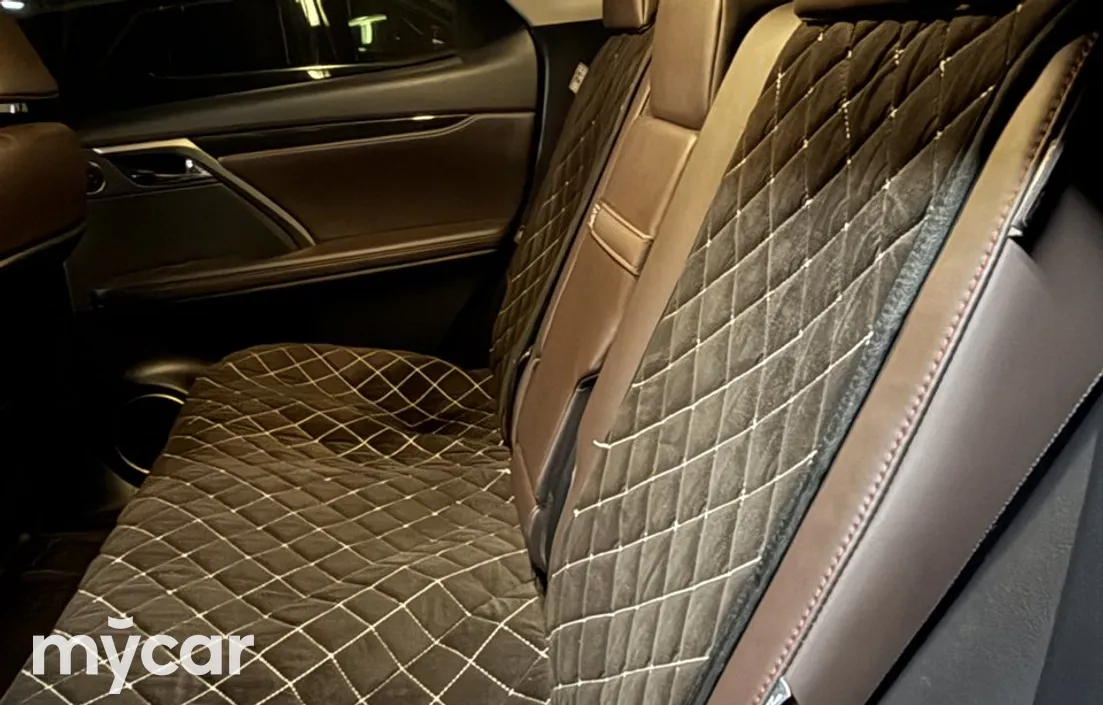Lexus RX 2022