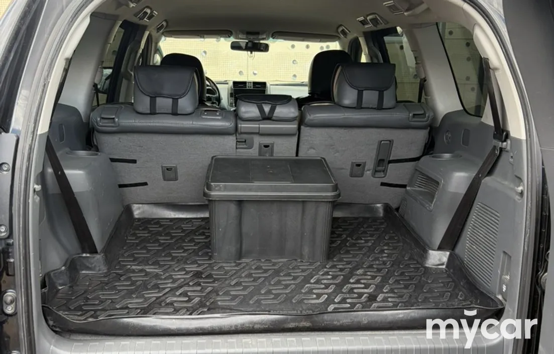 Toyota Land Cruiser Prado 2012