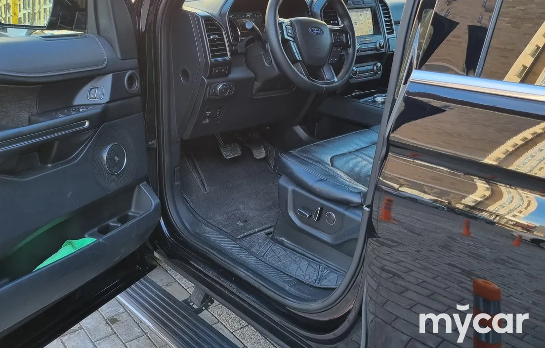 Ford Expedition 2019