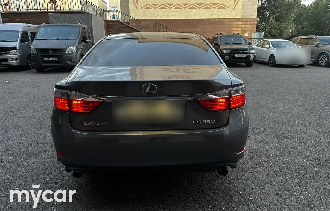 Lexus ES 2013