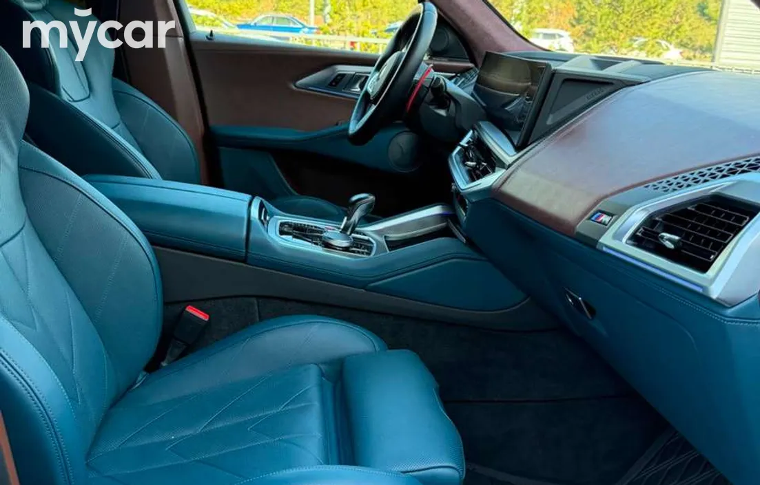BMW XM 2024