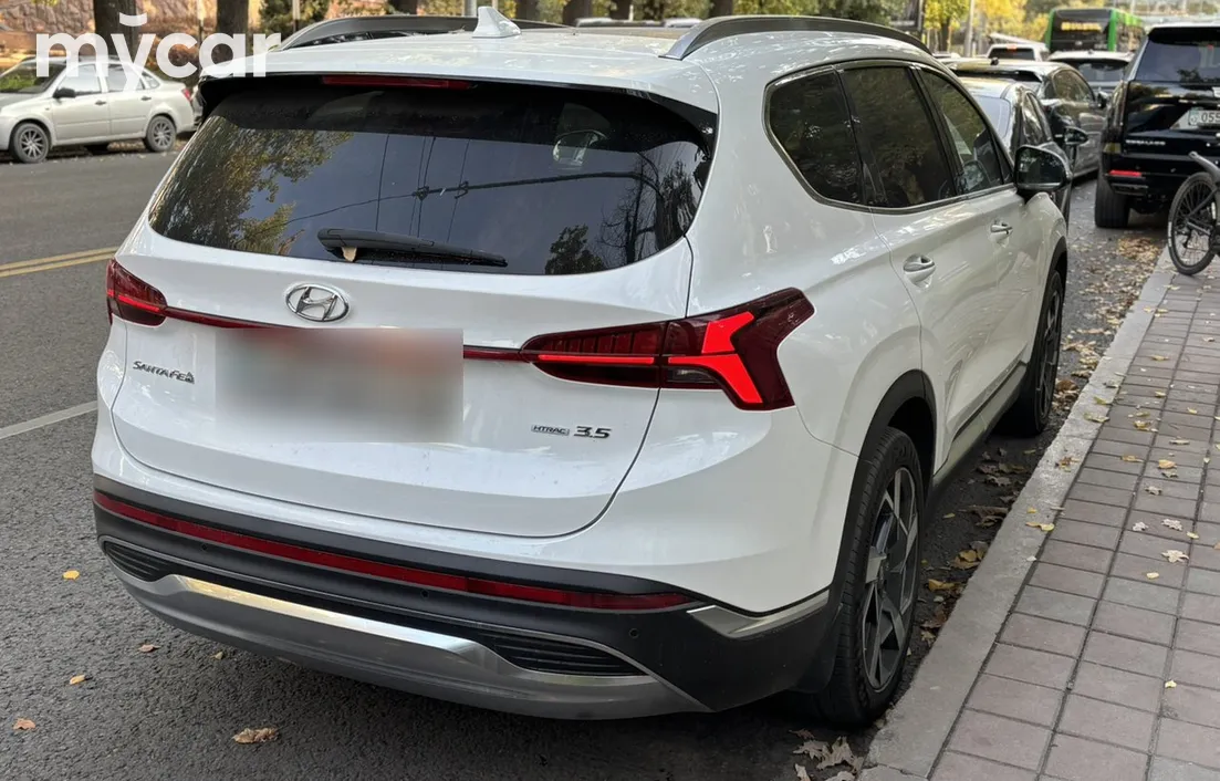 Hyundai Santa Fe 2023