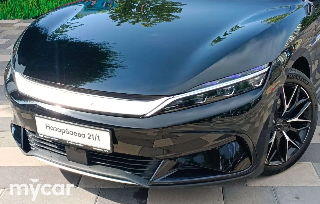 BYD Han EV 2025