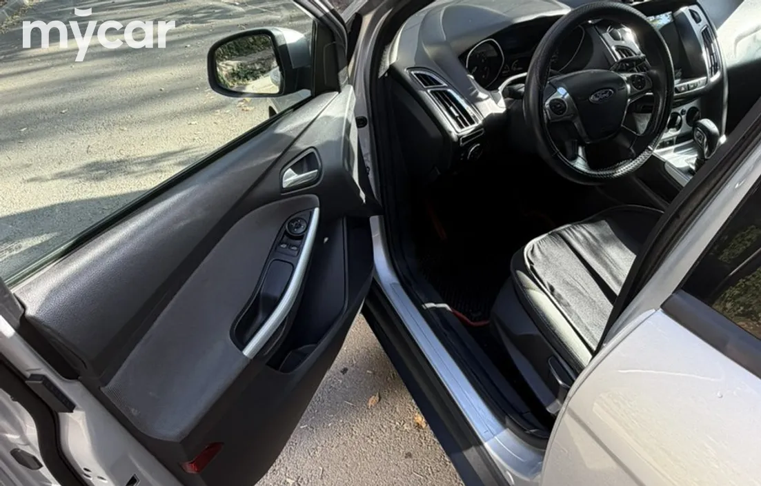 Ford Focus 2012