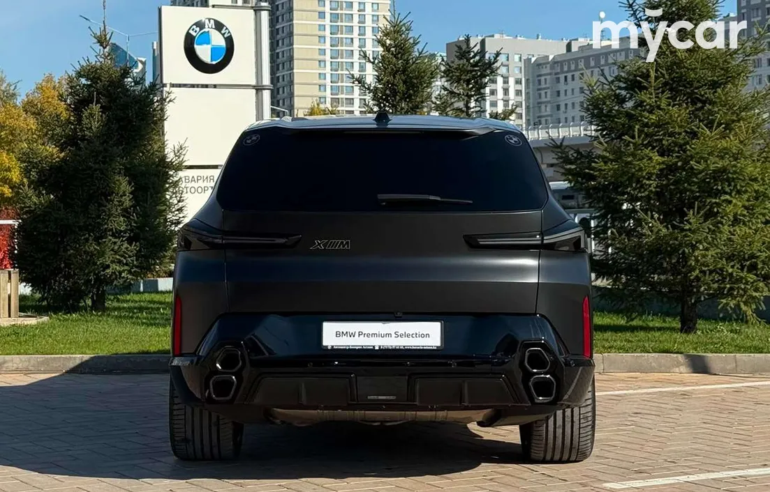BMW XM 2024