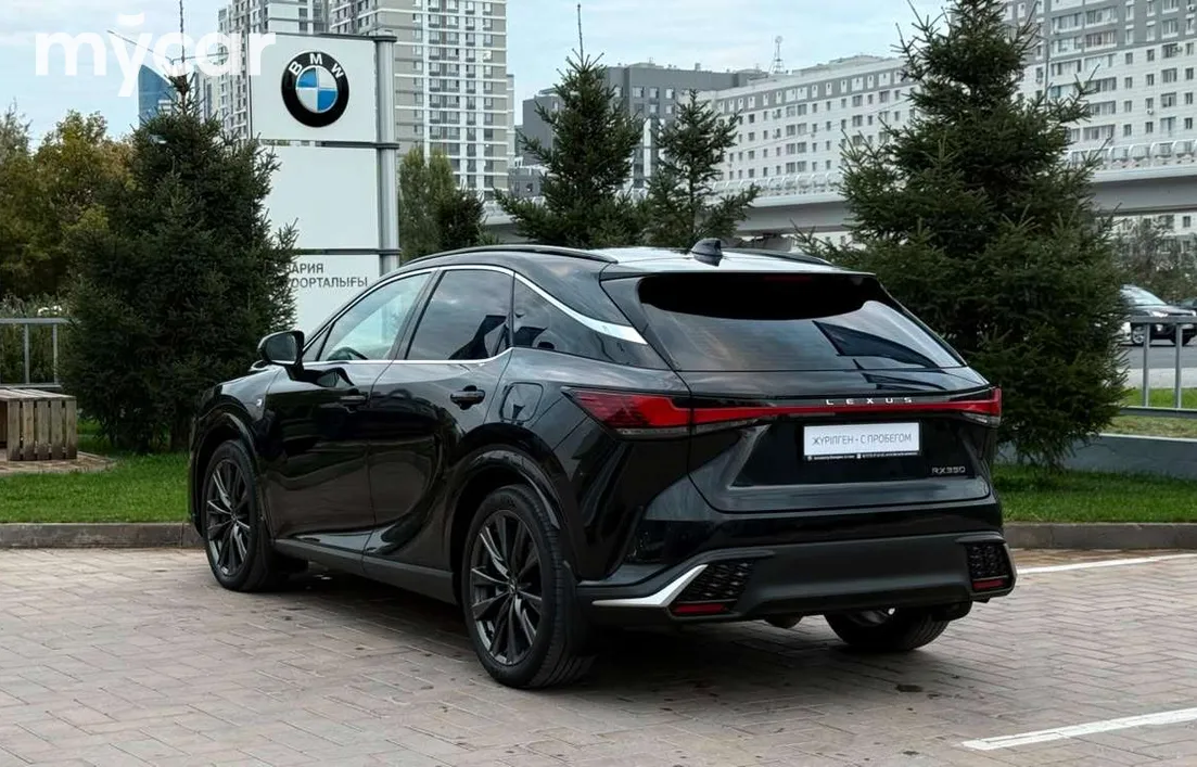 Lexus RX 2024