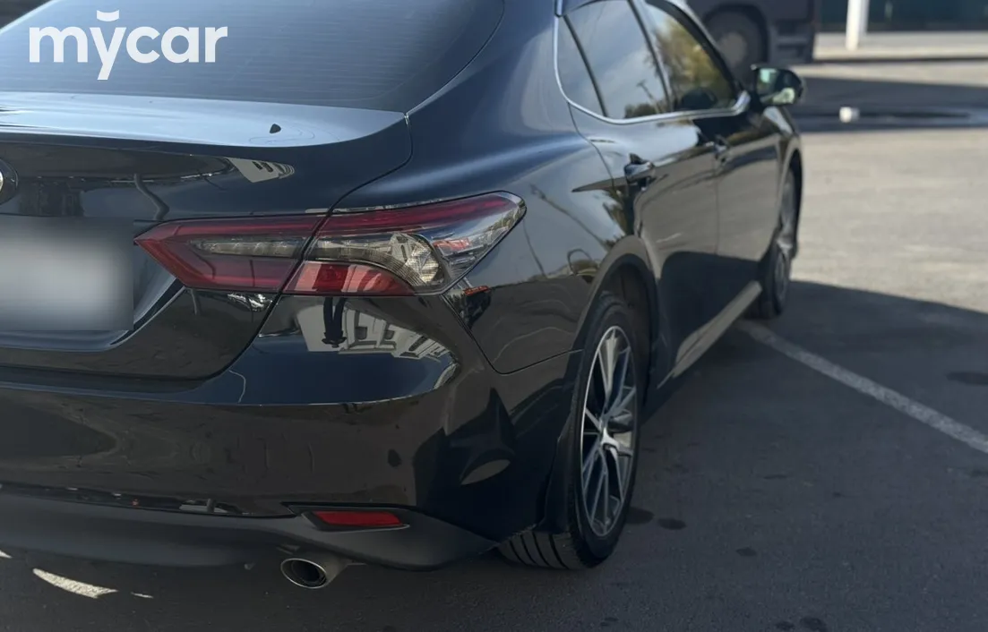Toyota Camry 2024