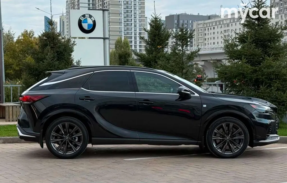 Lexus RX 2024