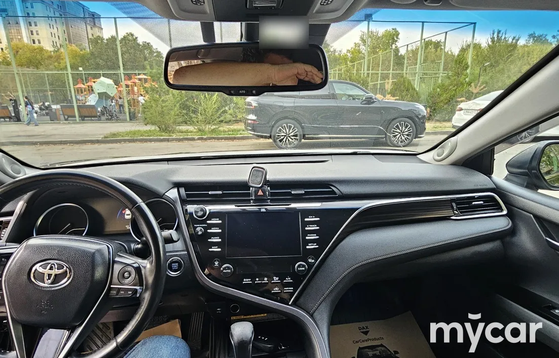 Toyota Camry 2018