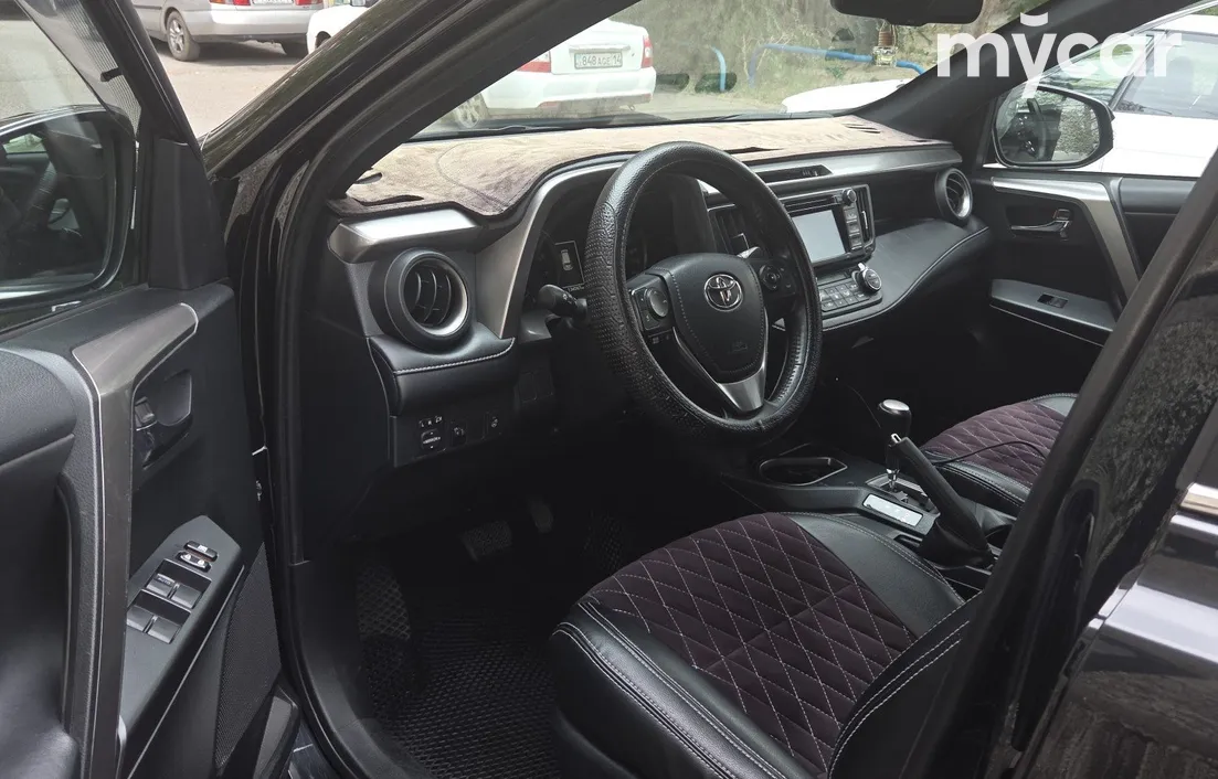 Toyota RAV4 2017