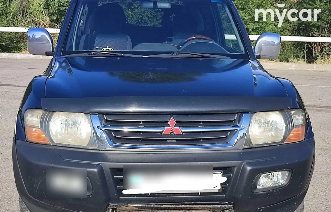 Mitsubishi Pajero 2002